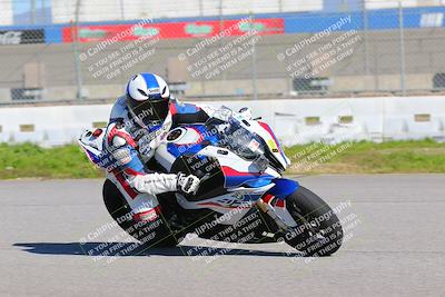 media/Jan-20-2023-Fastrack Riders (Fri) [[f2ad32aba3]]/Level 2/session 3 turn 9/